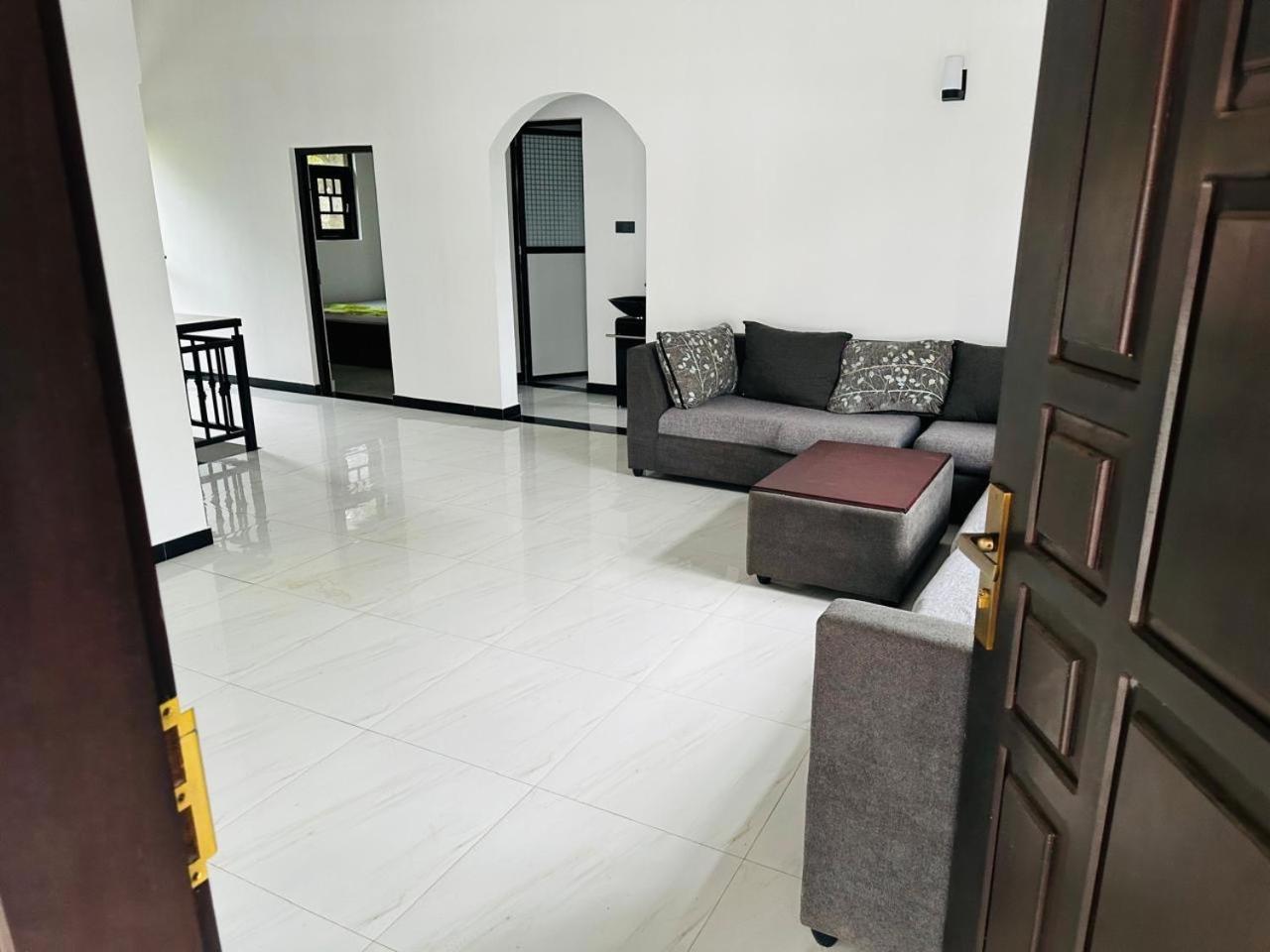 Zuulas Palace * ديكويلاّ تين